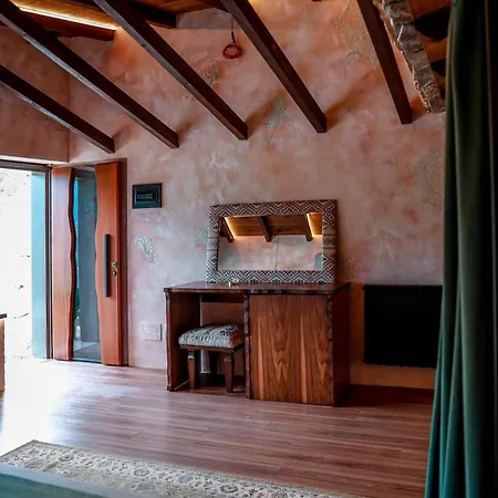 Thethi Hotel