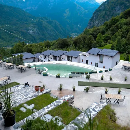 Hotel Thethi 4*